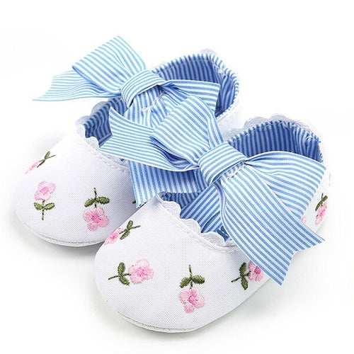 Baby Girl shoes first walkers floral Embroidery
